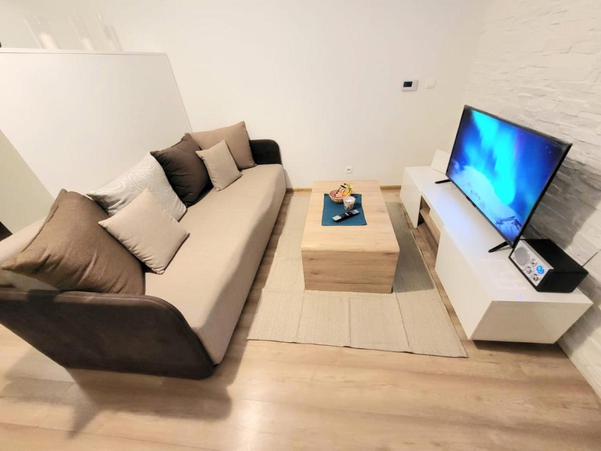 Velky Apartman 3 브라티슬라바 외부 사진