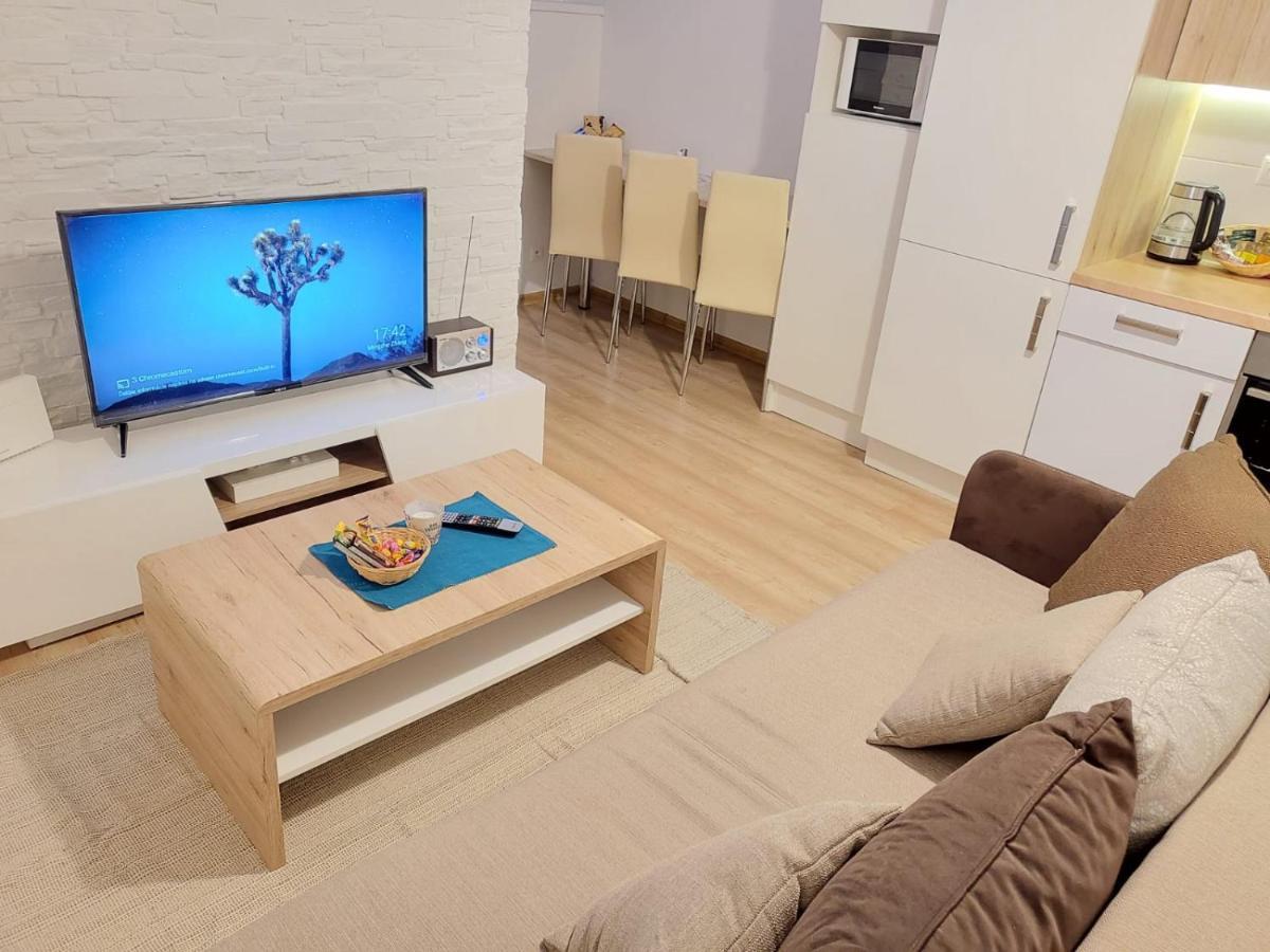 Velky Apartman 3 브라티슬라바 외부 사진