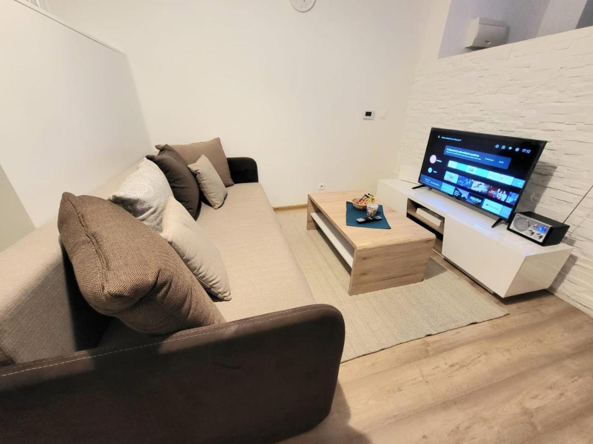 Velky Apartman 3 브라티슬라바 외부 사진