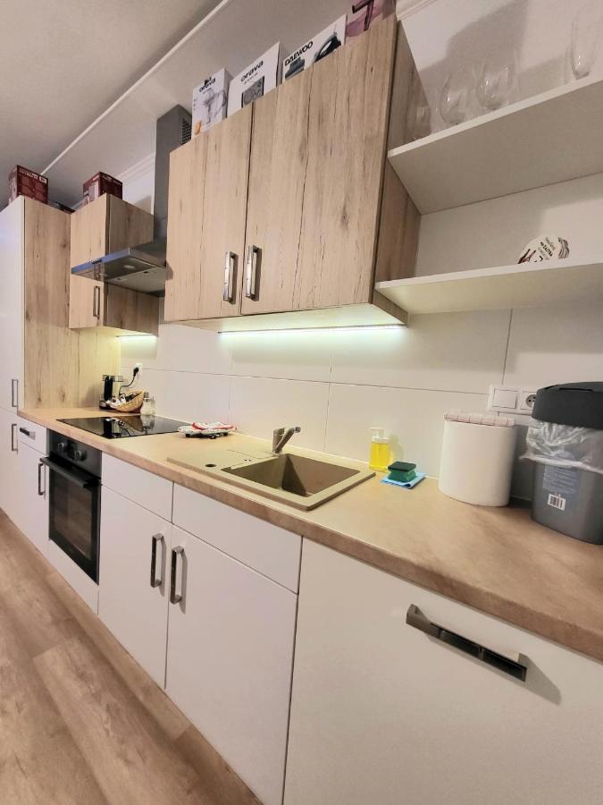 Velky Apartman 3 브라티슬라바 외부 사진